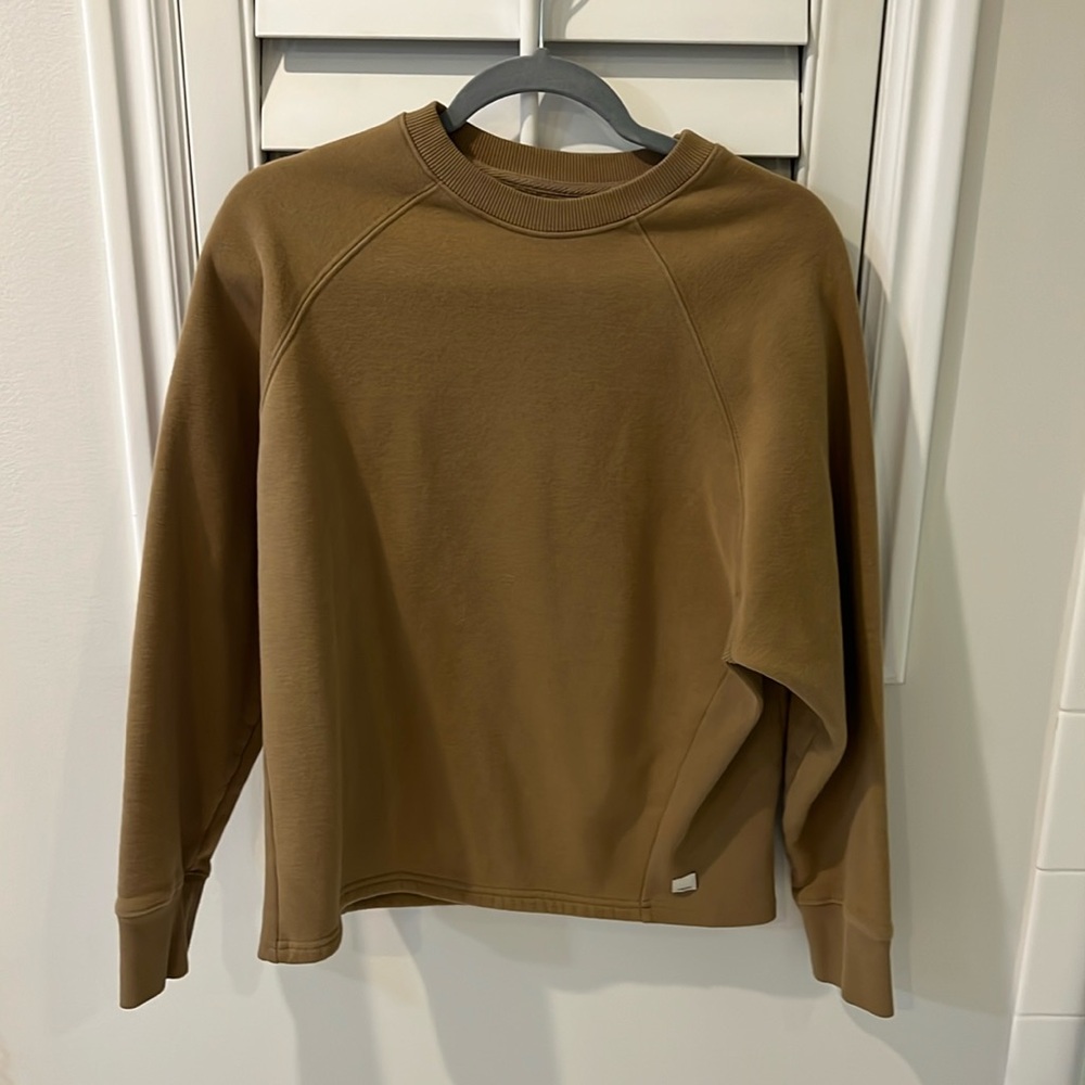 Vuori sweatshirt women’s XS